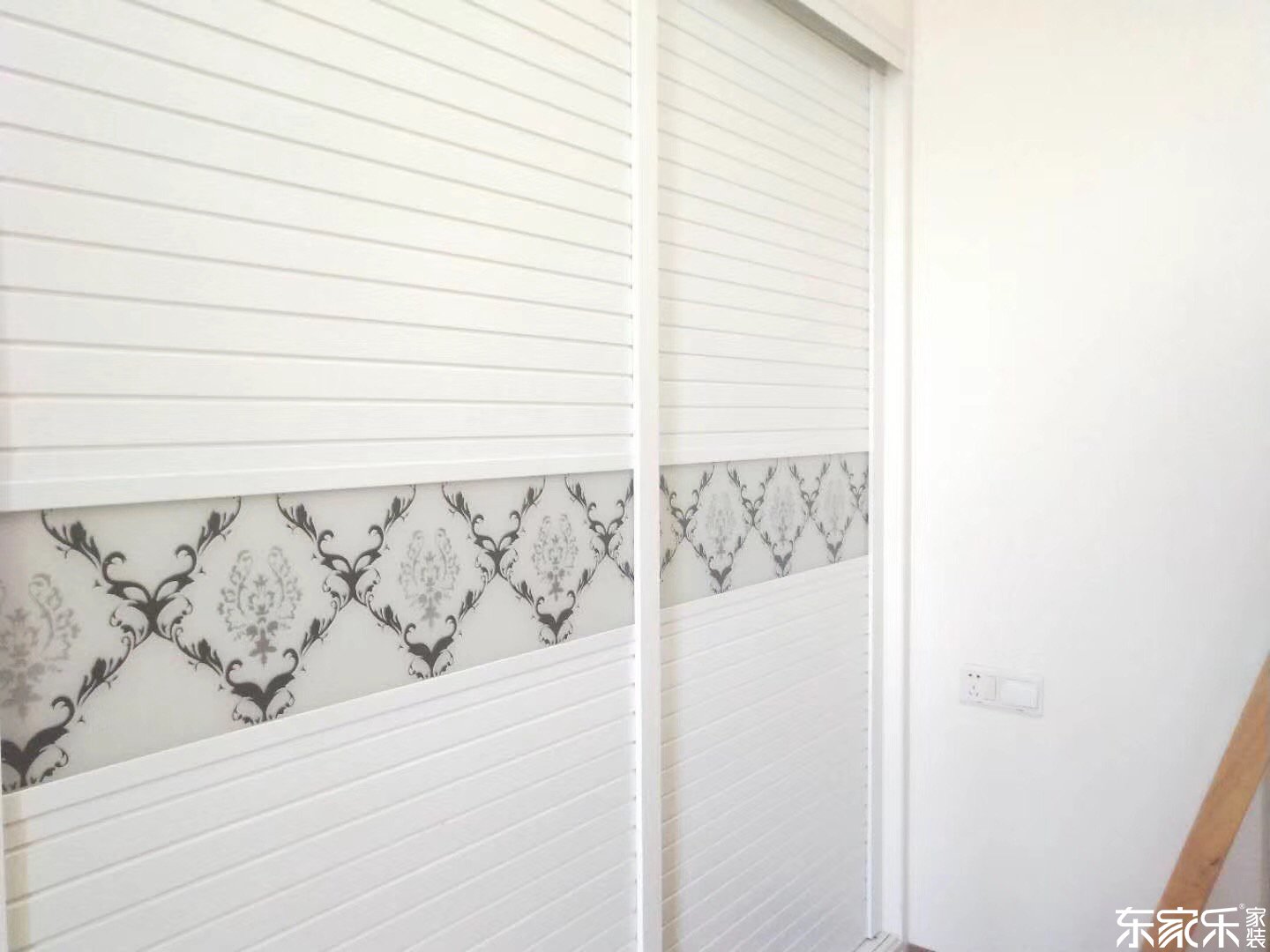 89平米古代繁復氣概主臥衣柜